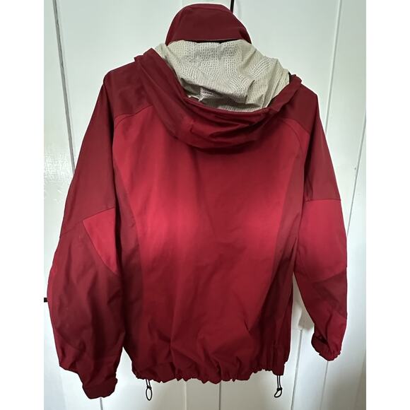 L. L. Bean Women’s Red Hooded Rain Jacket Windbreaker Size Small Regular - Picture 3 of 6